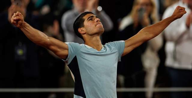 球迷：这队真的值得所有掌声