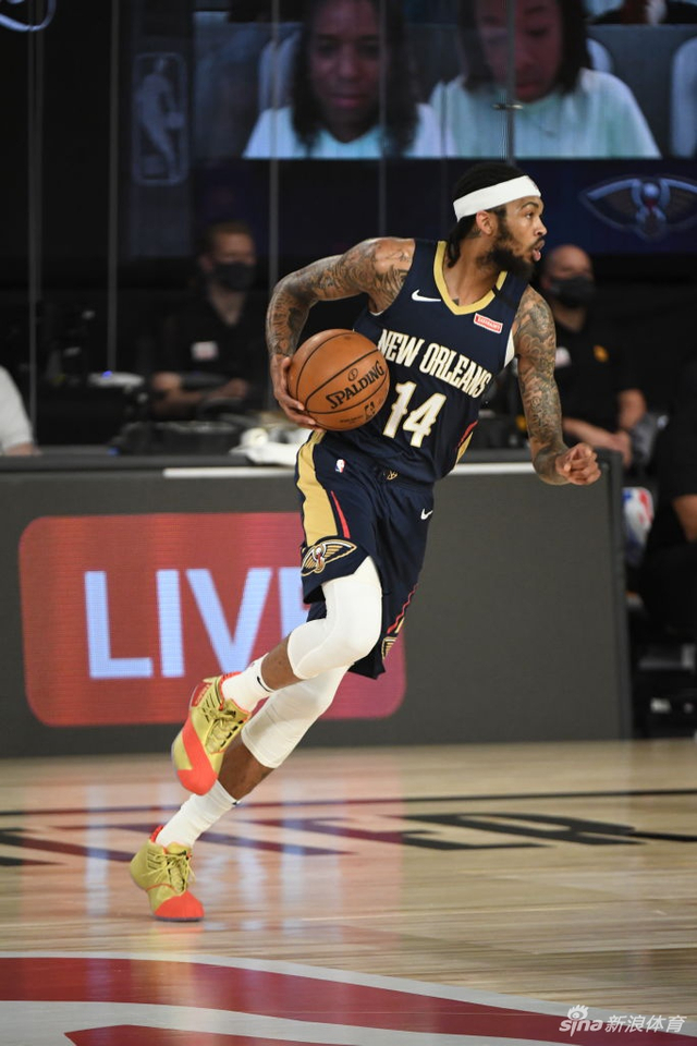 场比赛中展 场比赛中展