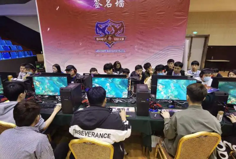 影经常出现 影经常出现