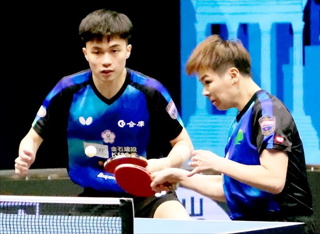 滑冰场景 滑冰场景